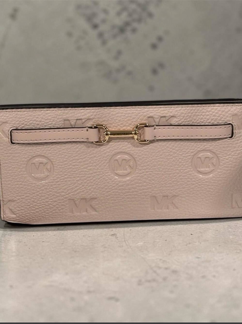 MICHAEL KORS Carson Large Metallic Logo Debossed Snap Wallet